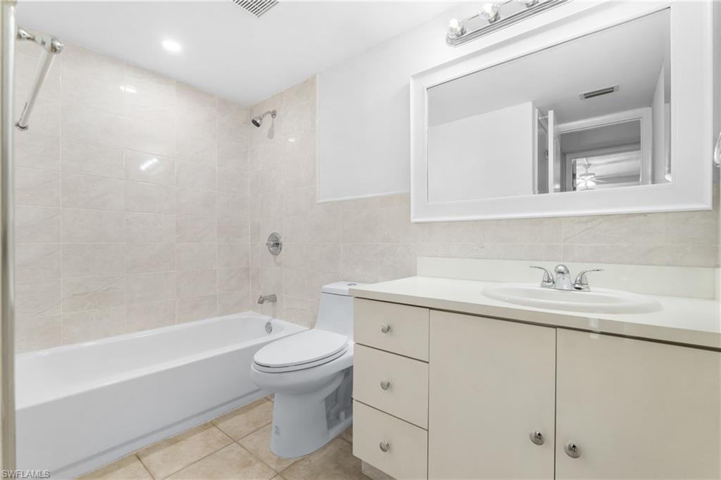 2366 E Mall Dr 119 Property Photo 13