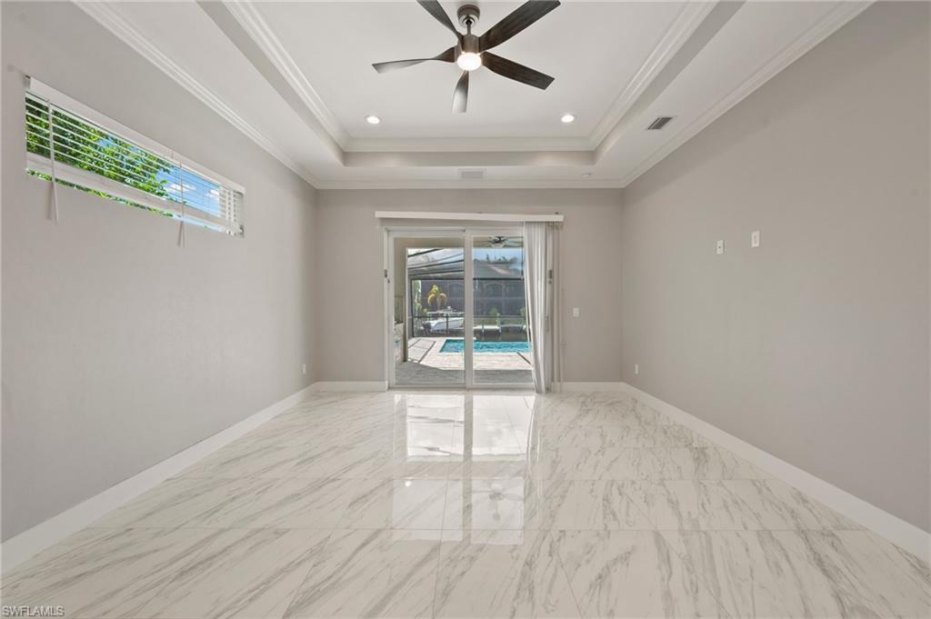 2532 Sw 26th Pl Property Photo 8