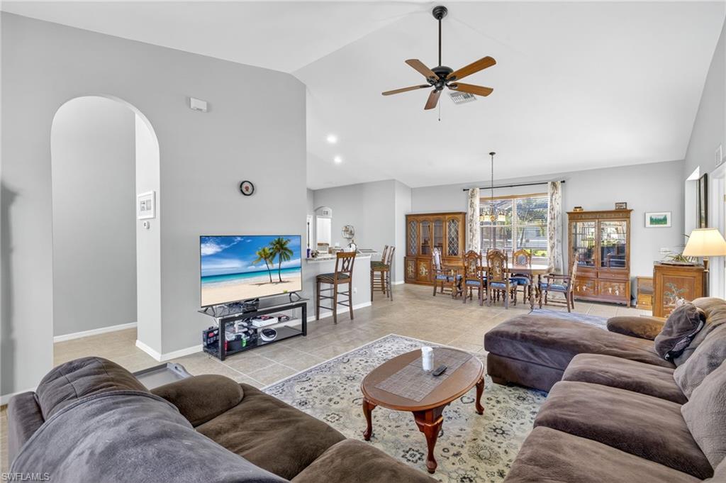 2606 Beach Pkwy W Property Photo 6