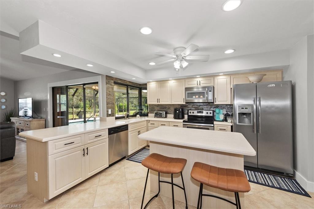 7669 Eagles Flight Ln Property Photo 13