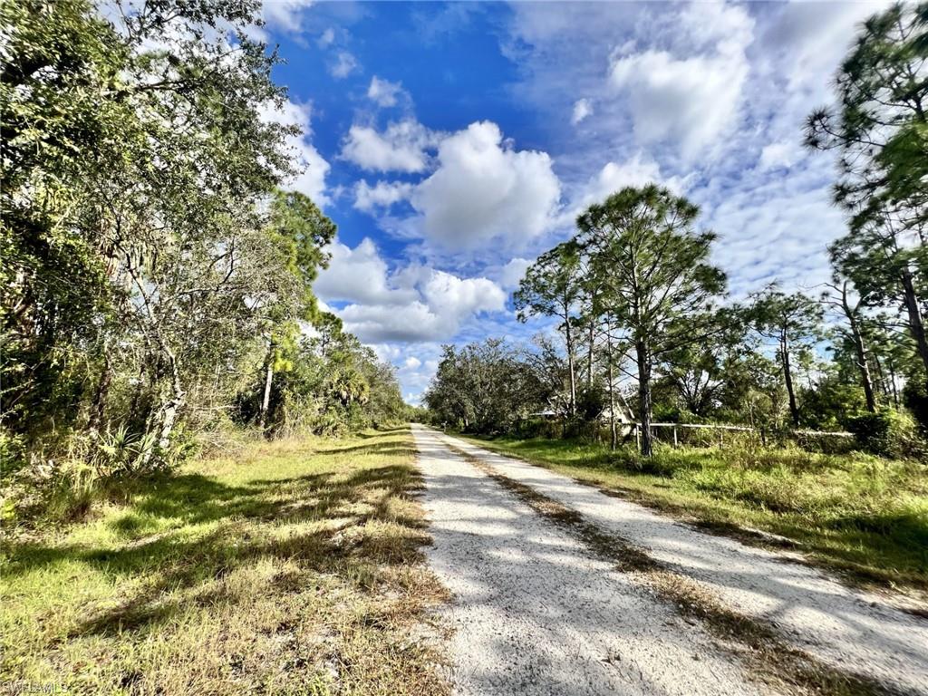 27076 Badger Dr Property Photo 4
