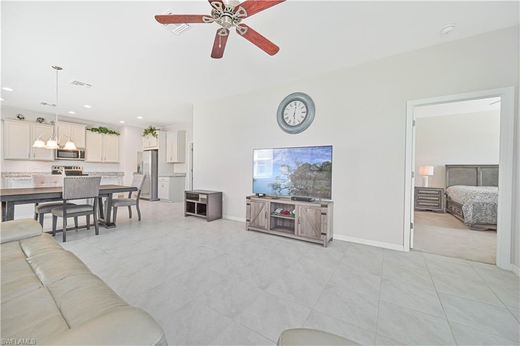 2172 Summersweet Dr Property Photo 13