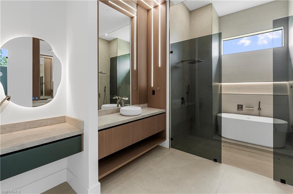 105 Sw 33rd Pl Property Photo 23