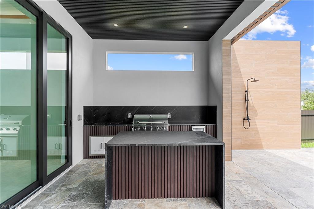 105 Sw 33rd Pl Property Photo 34