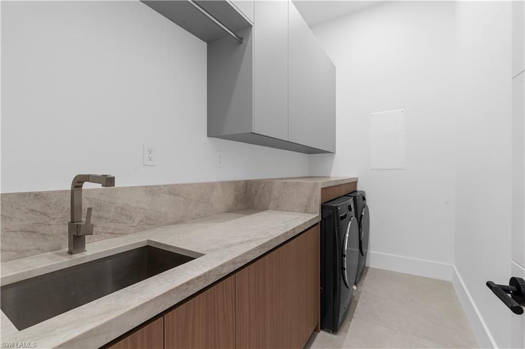 105 Sw 33rd Pl Property Photo 42