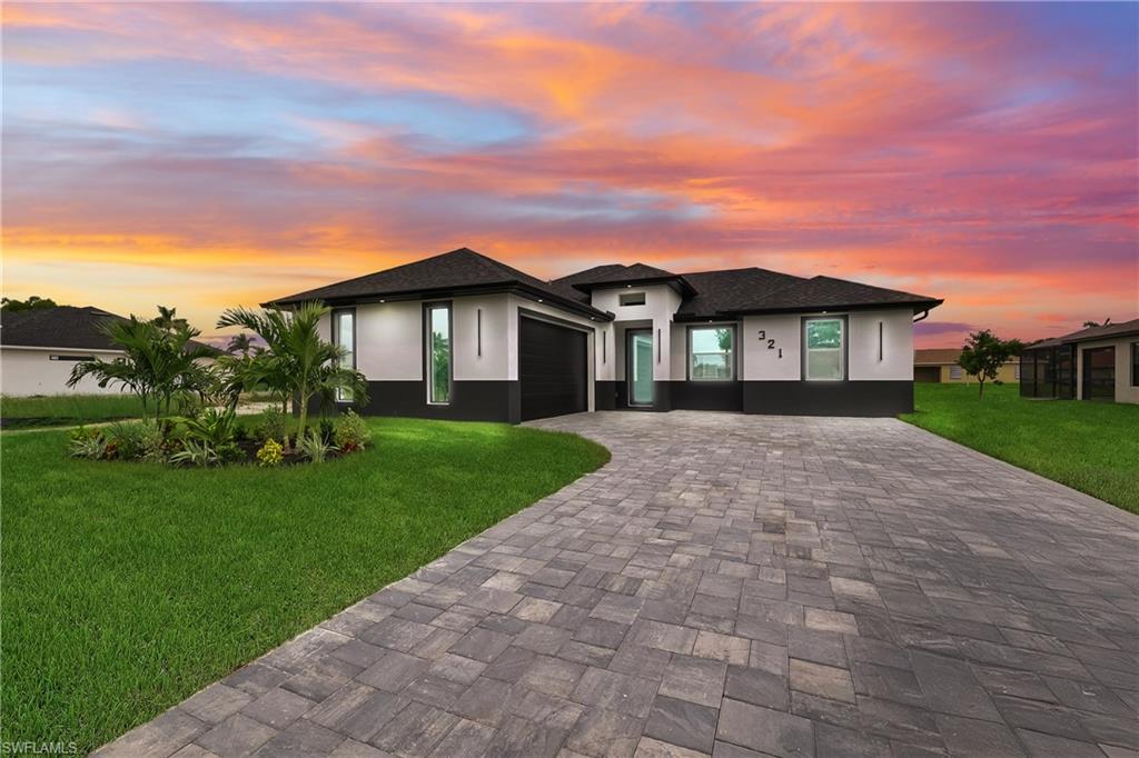 321 SE 2nd ST Property Photo 1