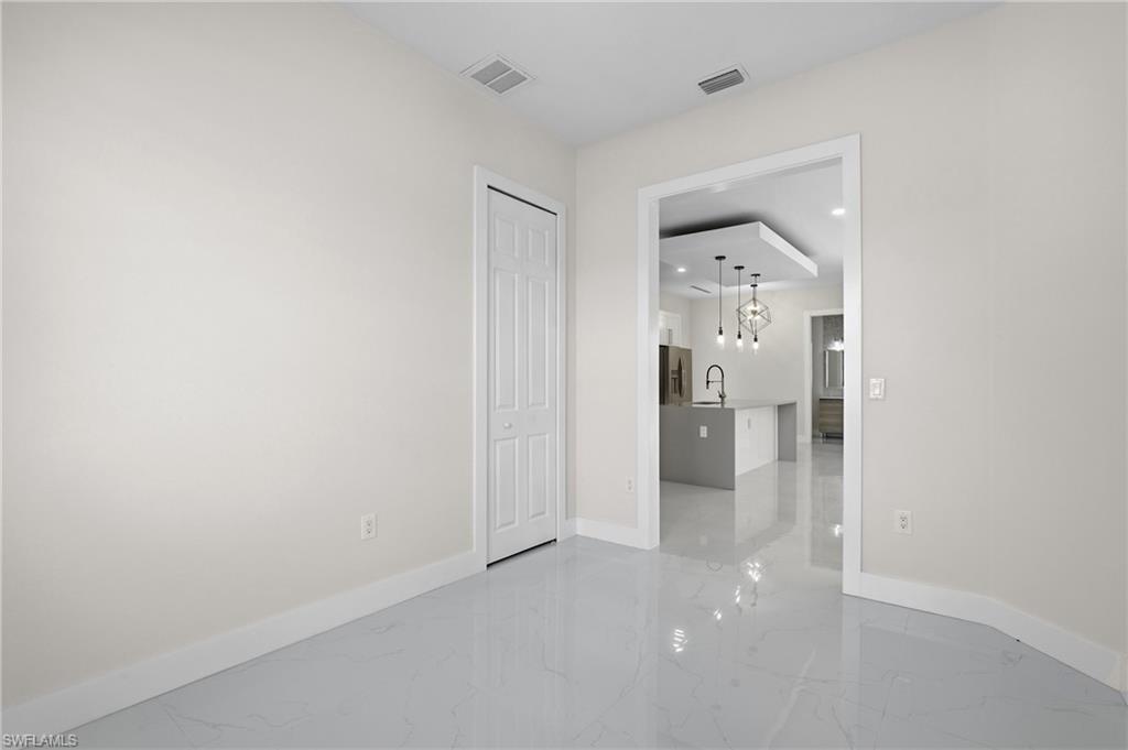 2100 Nw 21st St Property Photo 16