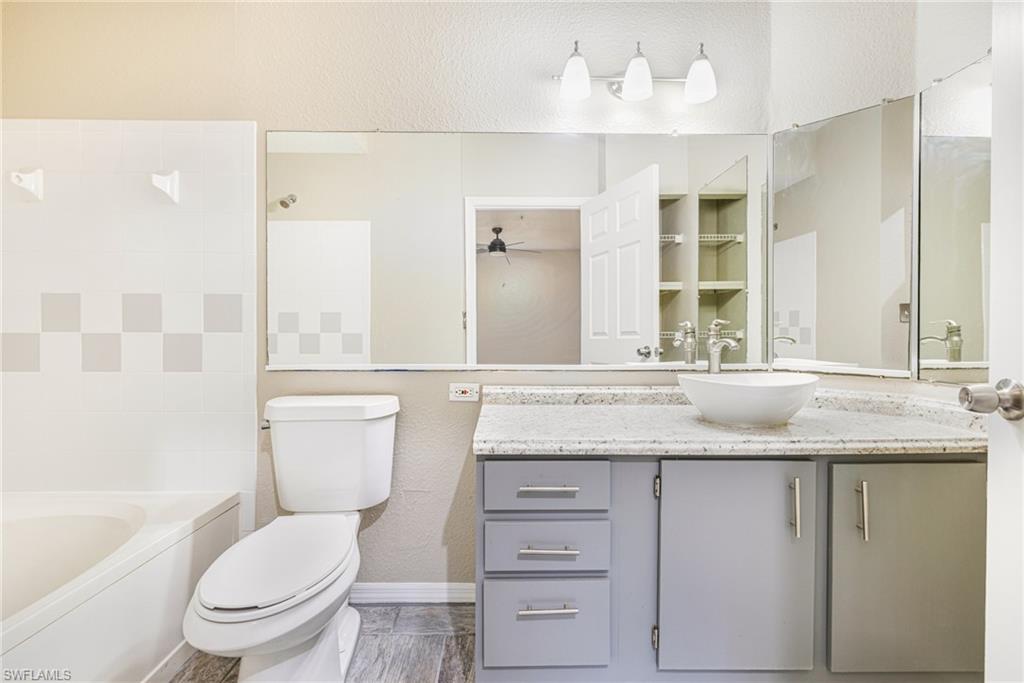 11561 Villa Grand # 716 Property Photo 12