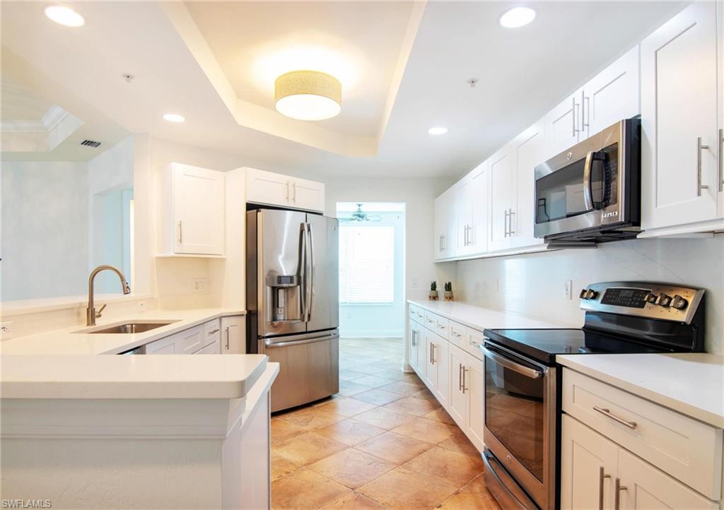 2743 1st St # 406 Property Photo 9