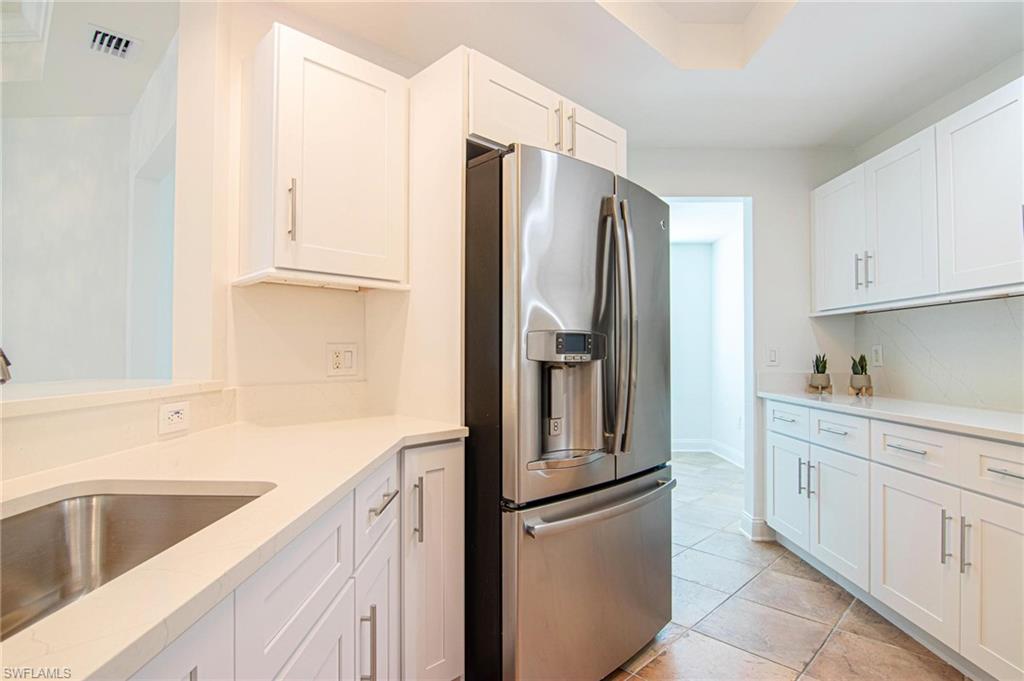 2743 1st St # 406 Property Photo 11