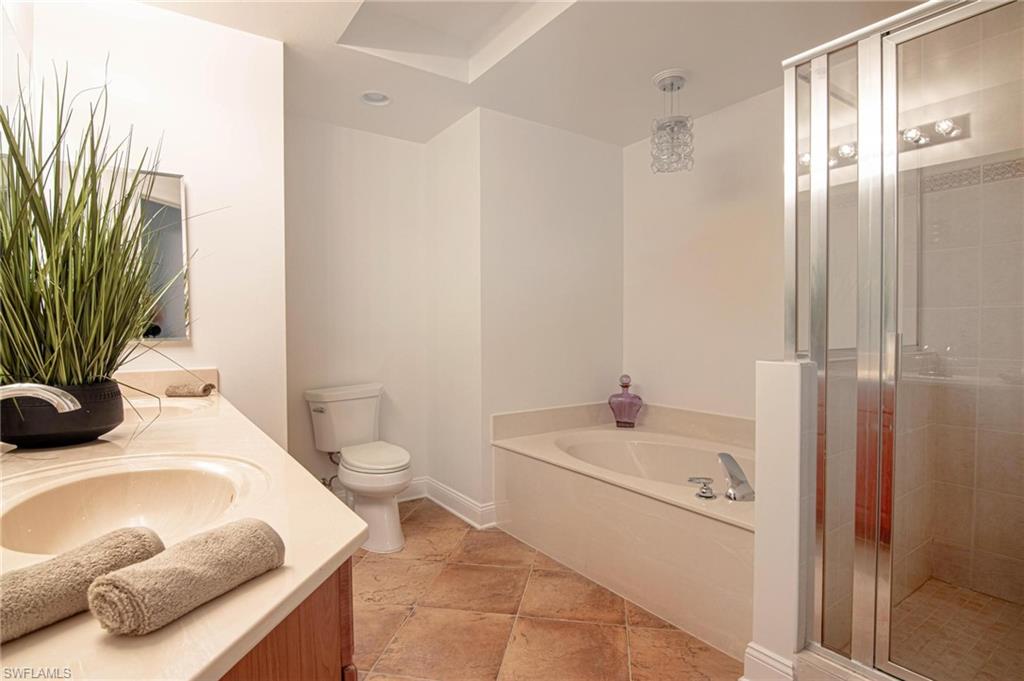 2743 1st St # 406 Property Photo 44