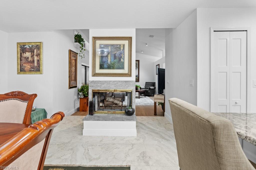 7090 Hendry Creek Dr Property Photo 14