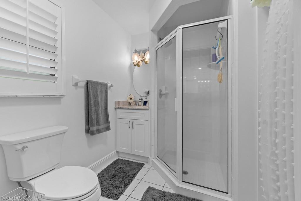 7090 Hendry Creek Dr Property Photo 42