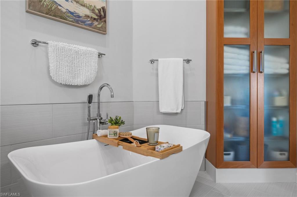 12170 Siesta Dr Property Photo 12