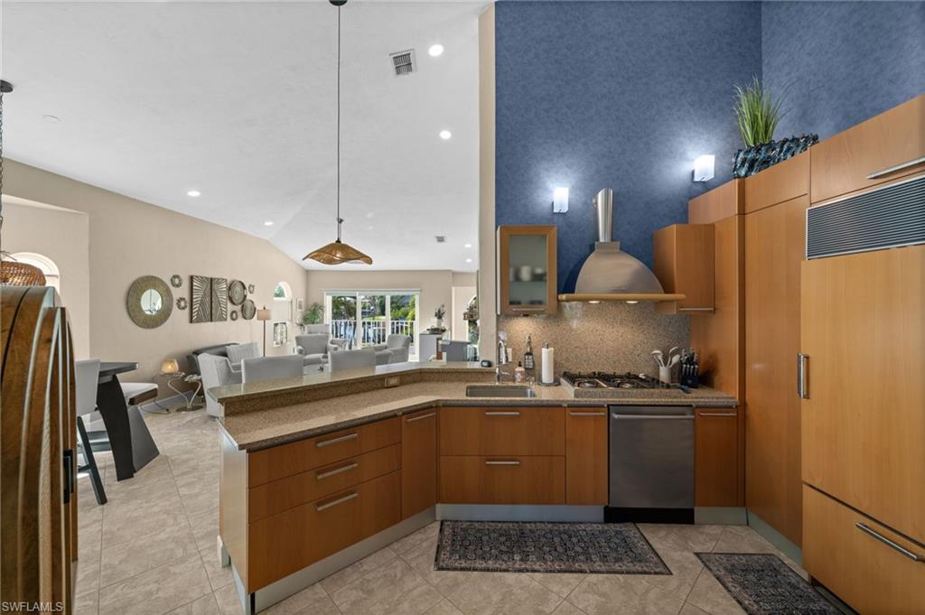 12170 Siesta Dr Property Photo 17