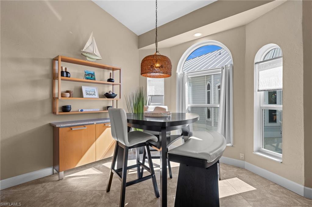 12170 Siesta Dr Property Photo 21