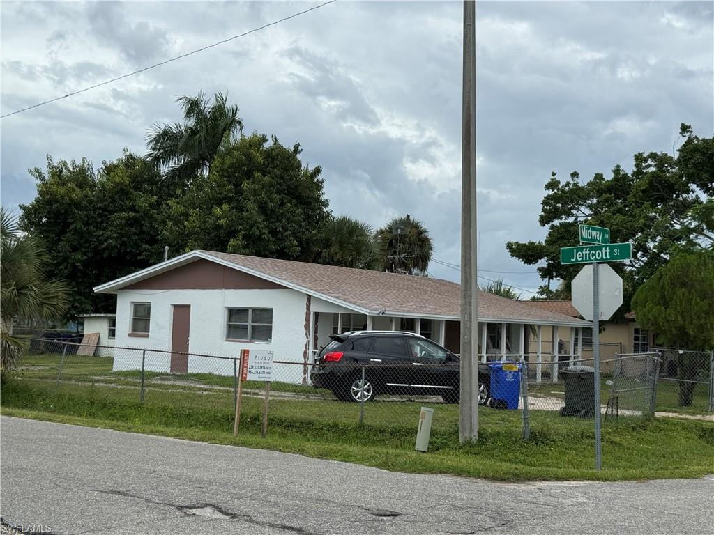2629 Midway AVE Property Photo 1