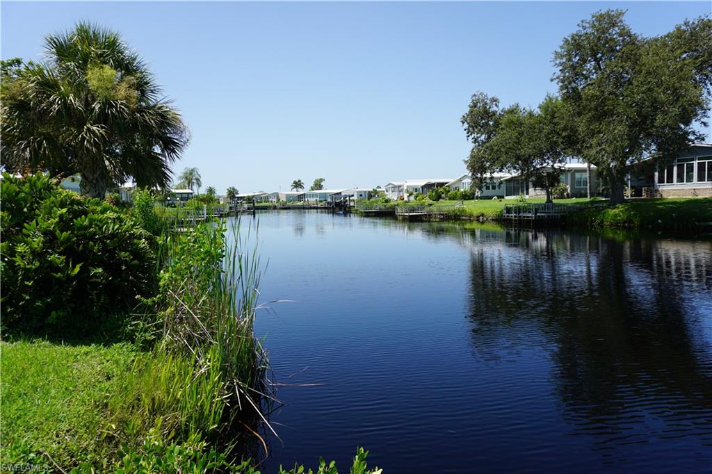 106 Martinique Rd Property Photo 3