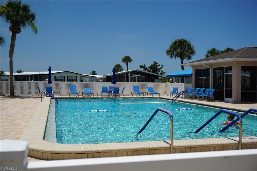 106 Martinique Rd Property Photo 40