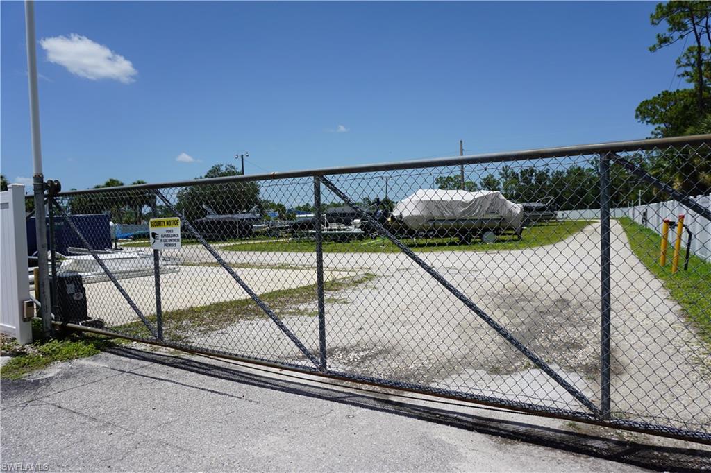 106 Martinique Rd Property Photo 41