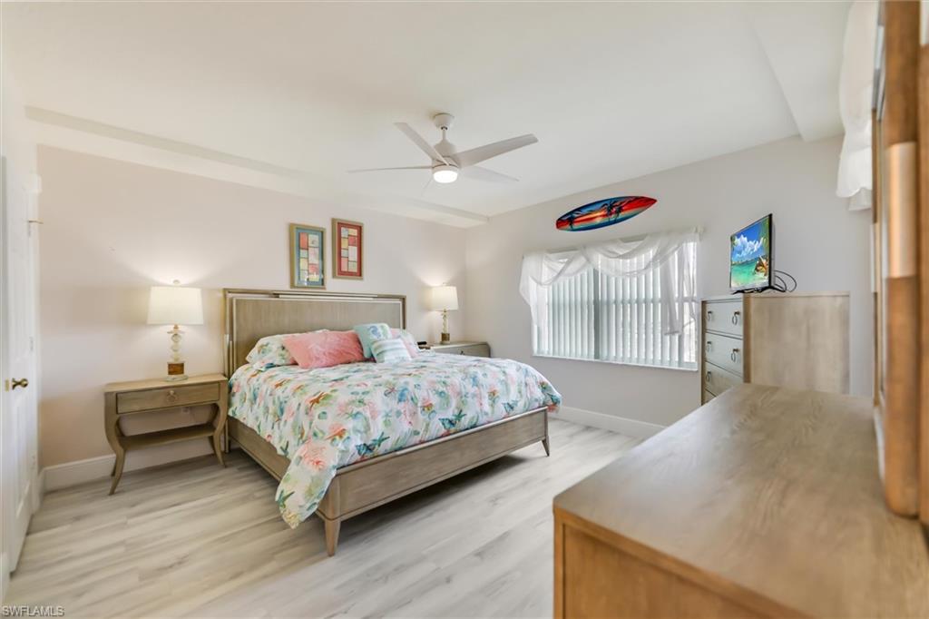 4481 Bay Beach Ln 214 Property Photo 11