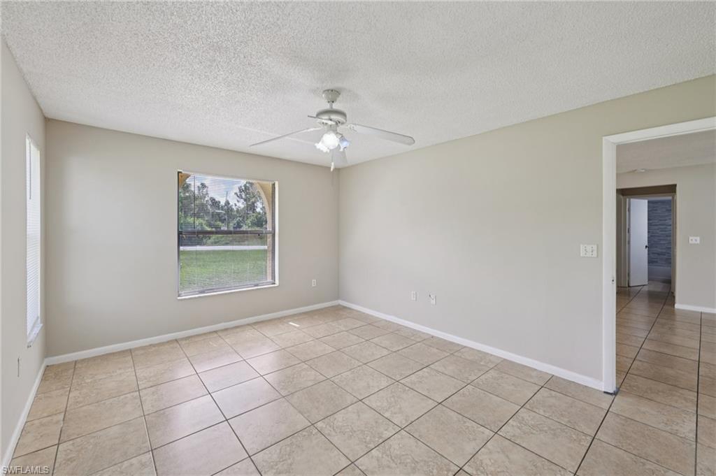 2807 E 8th St Property Photo 36