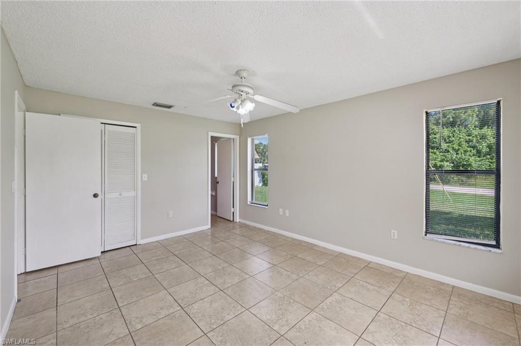 2807 E 8th St Property Photo 37