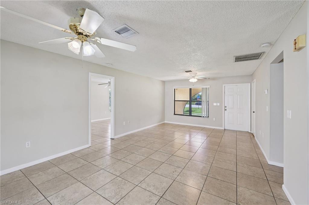 2807 E 8th St Property Photo 41