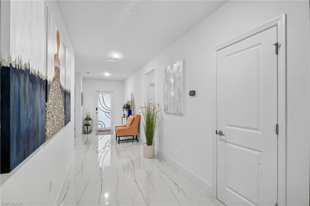 317 Sw 26th Ave Property Photo 8