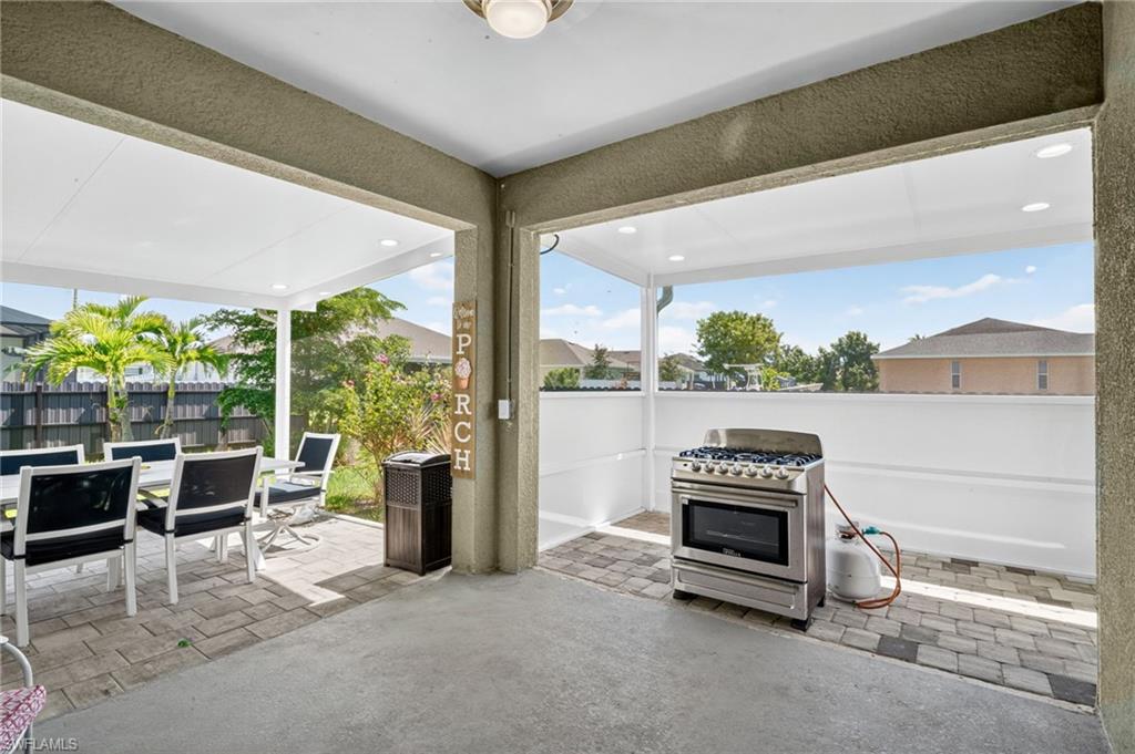 317 Sw 26th Ave Property Photo 33