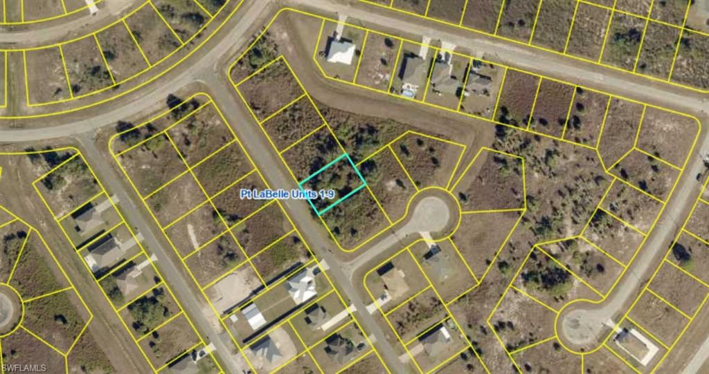 8007 Mangrove Cir Property Photo 3