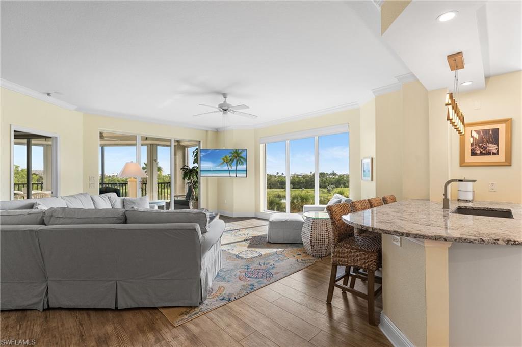 4198 Bay Beach Ln 126 Property Photo 17