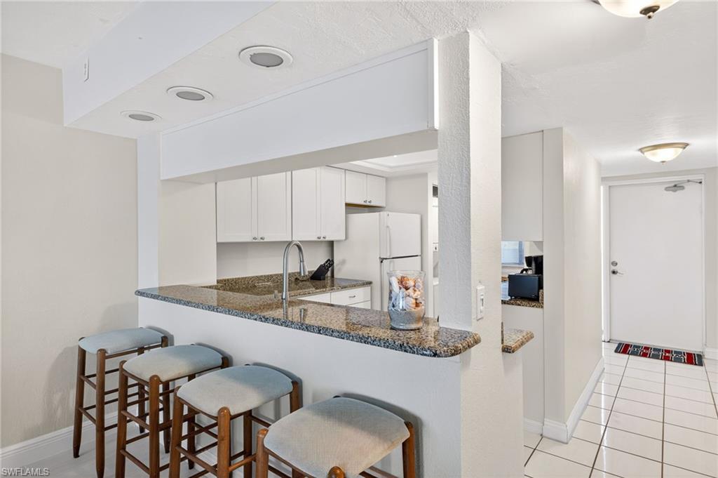 7500 Estero Blvd # 706 Property Photo 10