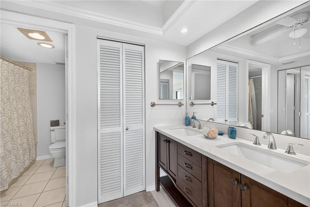 7500 Estero Blvd # 706 Property Photo 21