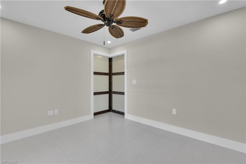 491 Cypress Way E Property Photo 16