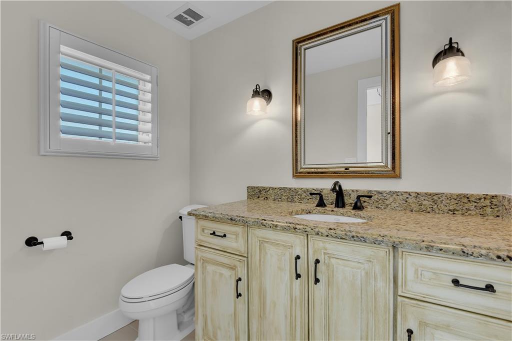 491 Cypress Way E Property Photo 34