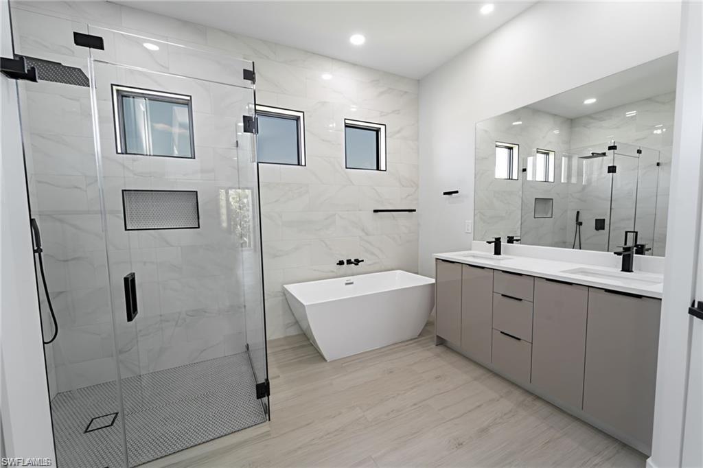 4328 Nw 27th Ln Property Photo 11