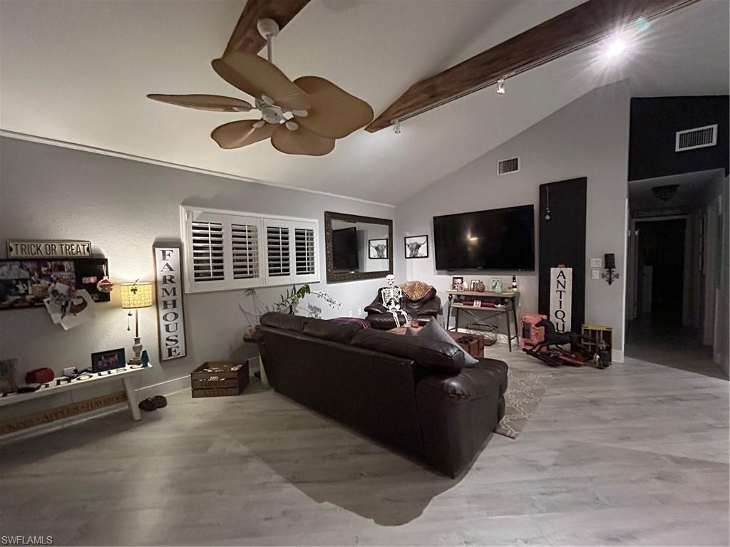 237 Jolly Roger Dr Property Photo 10