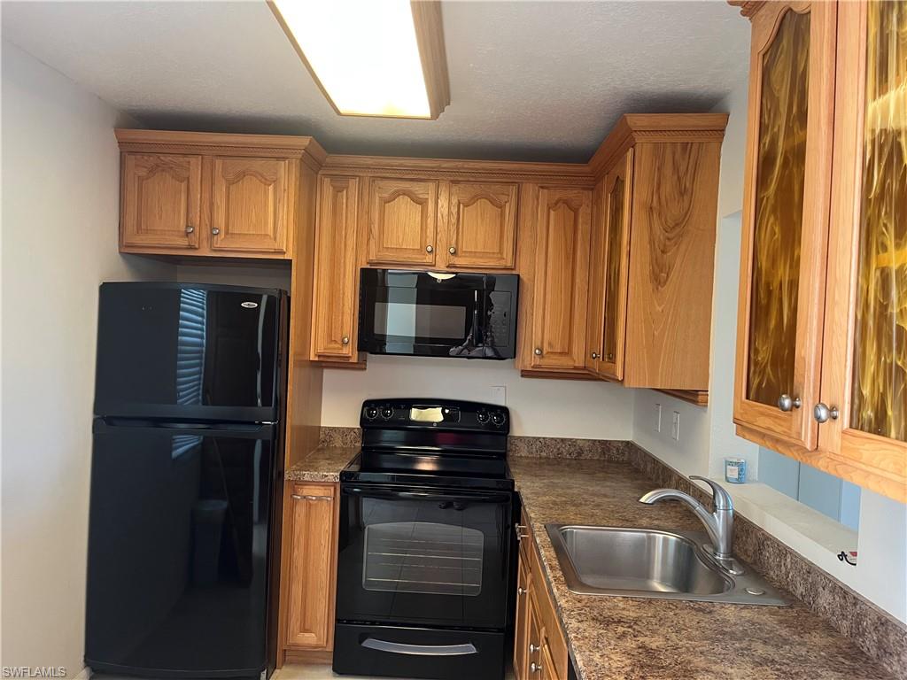 1580 Pine Valley Dr # 412 Property Photo 2