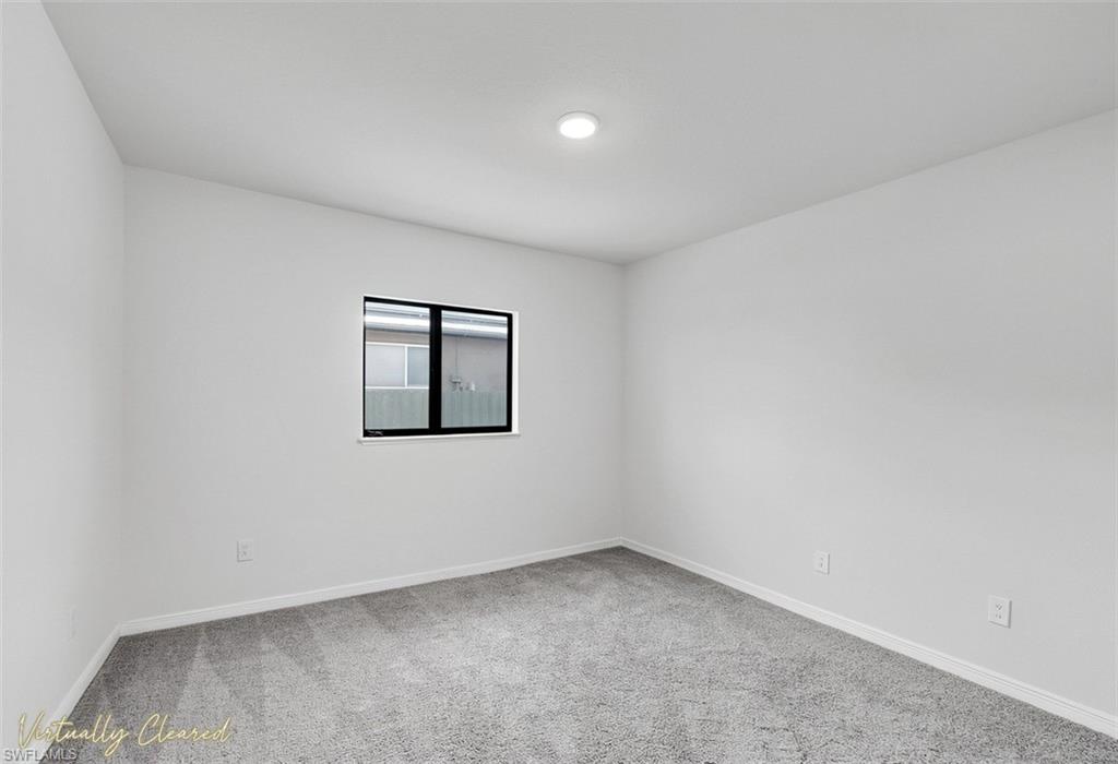 217 Ne 20th Ter Property Photo 13