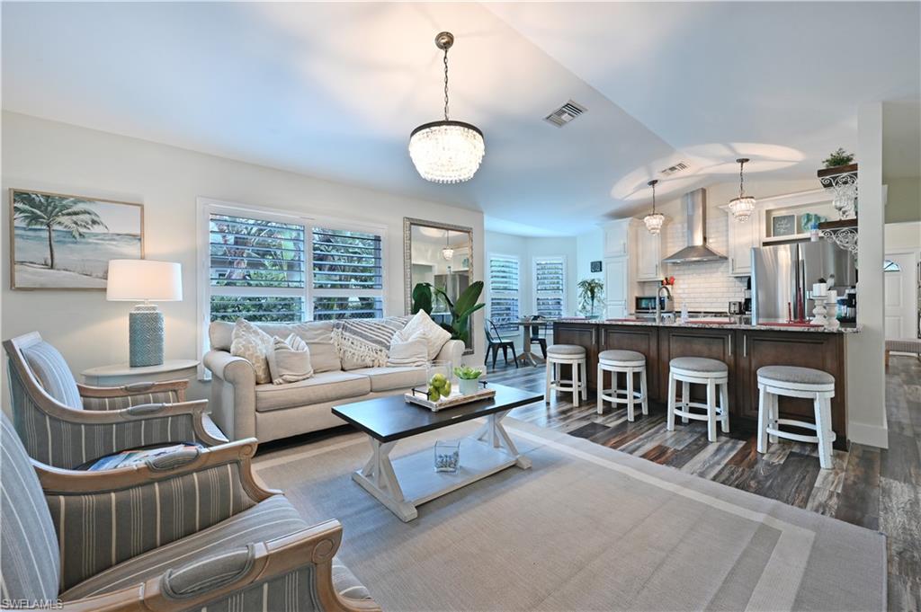 793 95th Ave N Property Photo 17