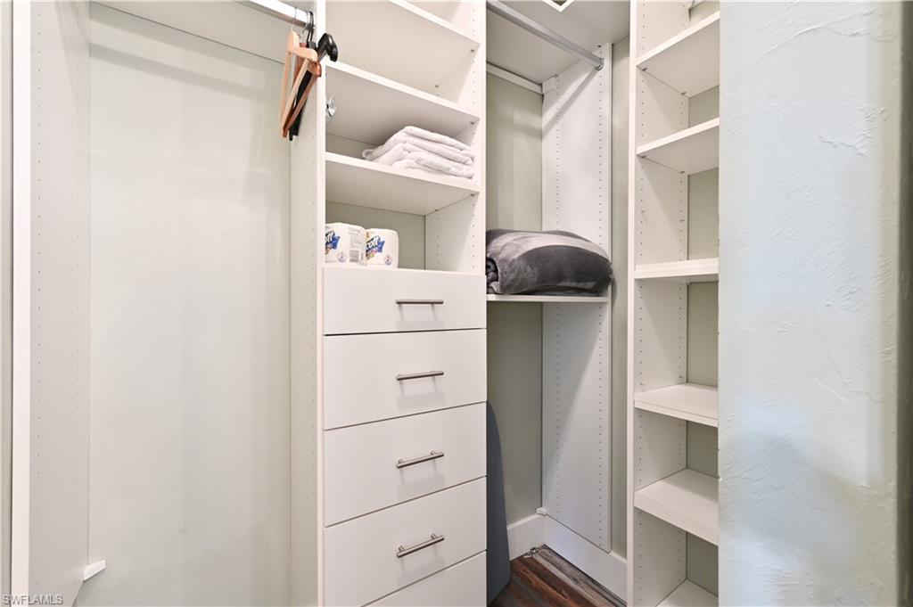 793 95th Ave N Property Photo 22