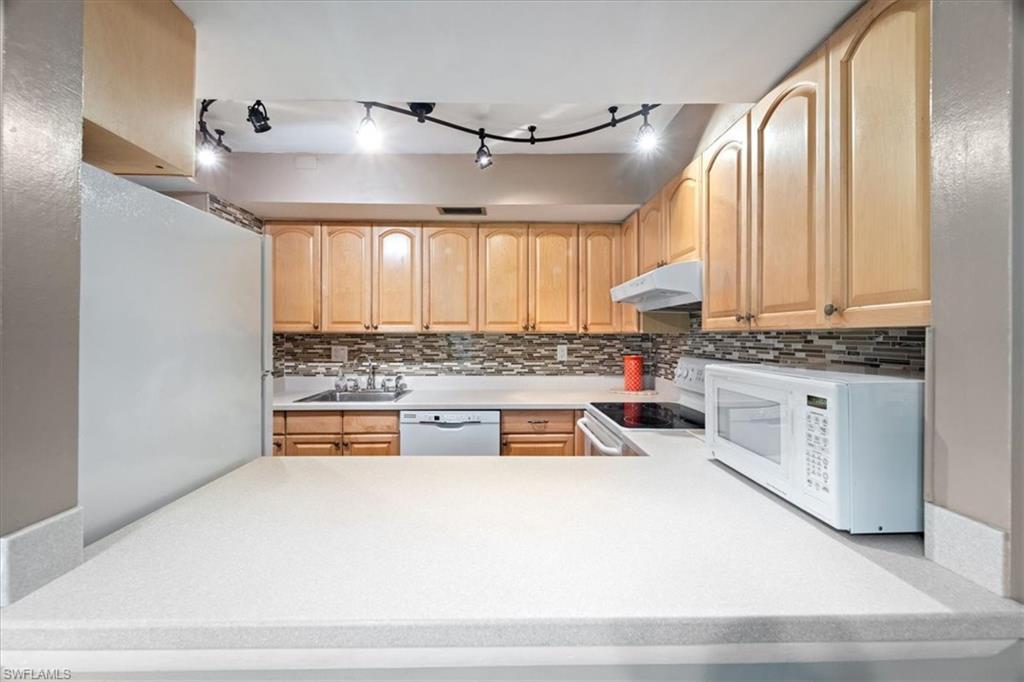 5405 Peppertree Dr 3 Property Photo 11