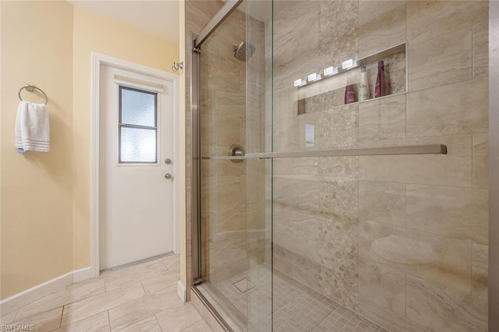 1404 Sw 49th Ter Property Photo 12