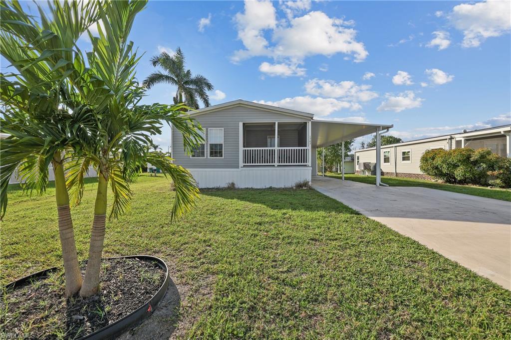 1747 Beverly Dr Property Photo 2