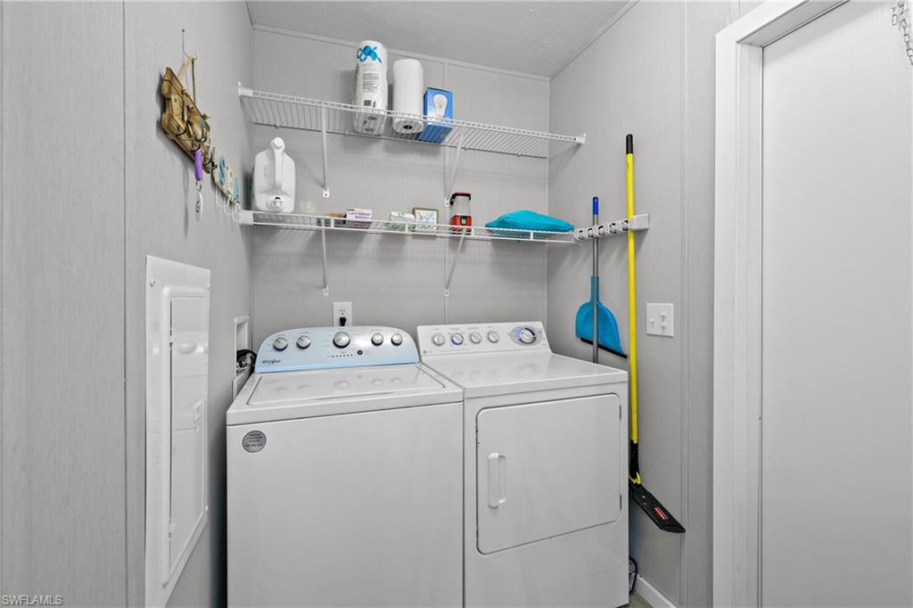 1747 Beverly Dr Property Photo 24