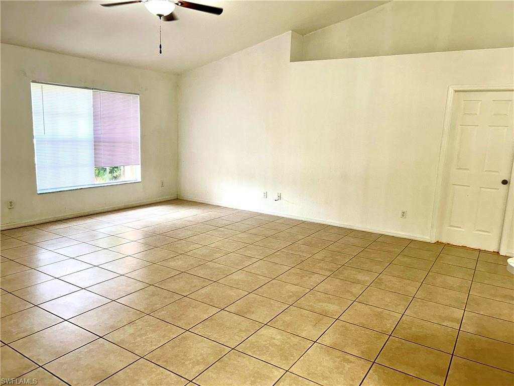 947 Hunter St E Property Photo 2