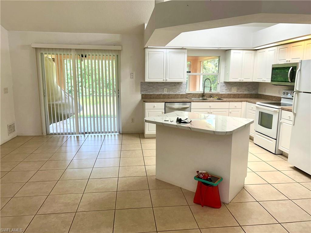 947 Hunter St E Property Photo 3