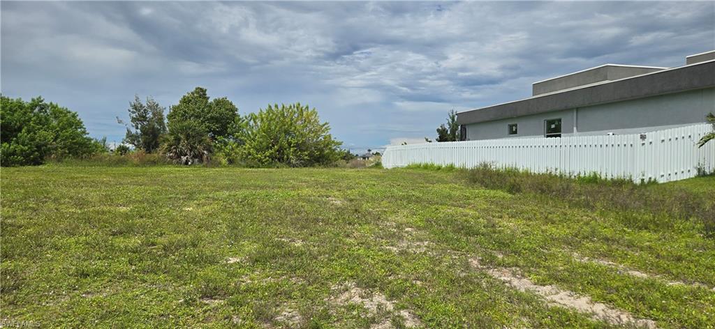 1214 Nw 20th Ave Property Photo 3