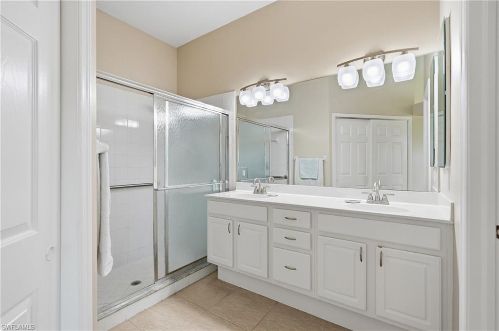 12784 Devonshire Lakes Cir Property Photo 17
